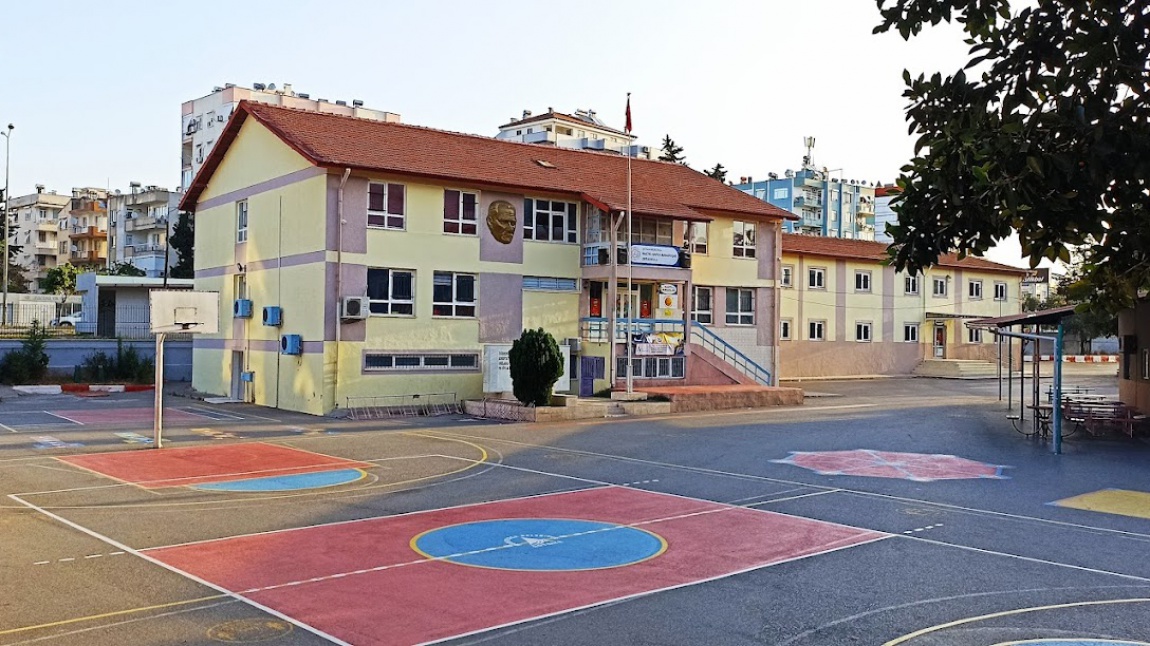 Naciye Havva Manavuşak Ortaokulu Fotoğrafı